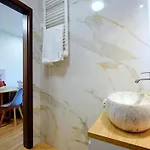 Comfortable With A Terrace, בית נופש מילנקו