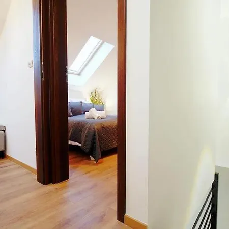 Comfortable With A Terrace,