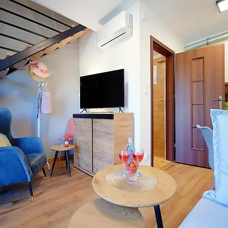 Comfortable With A Terrace, Σπίτι διακοπών